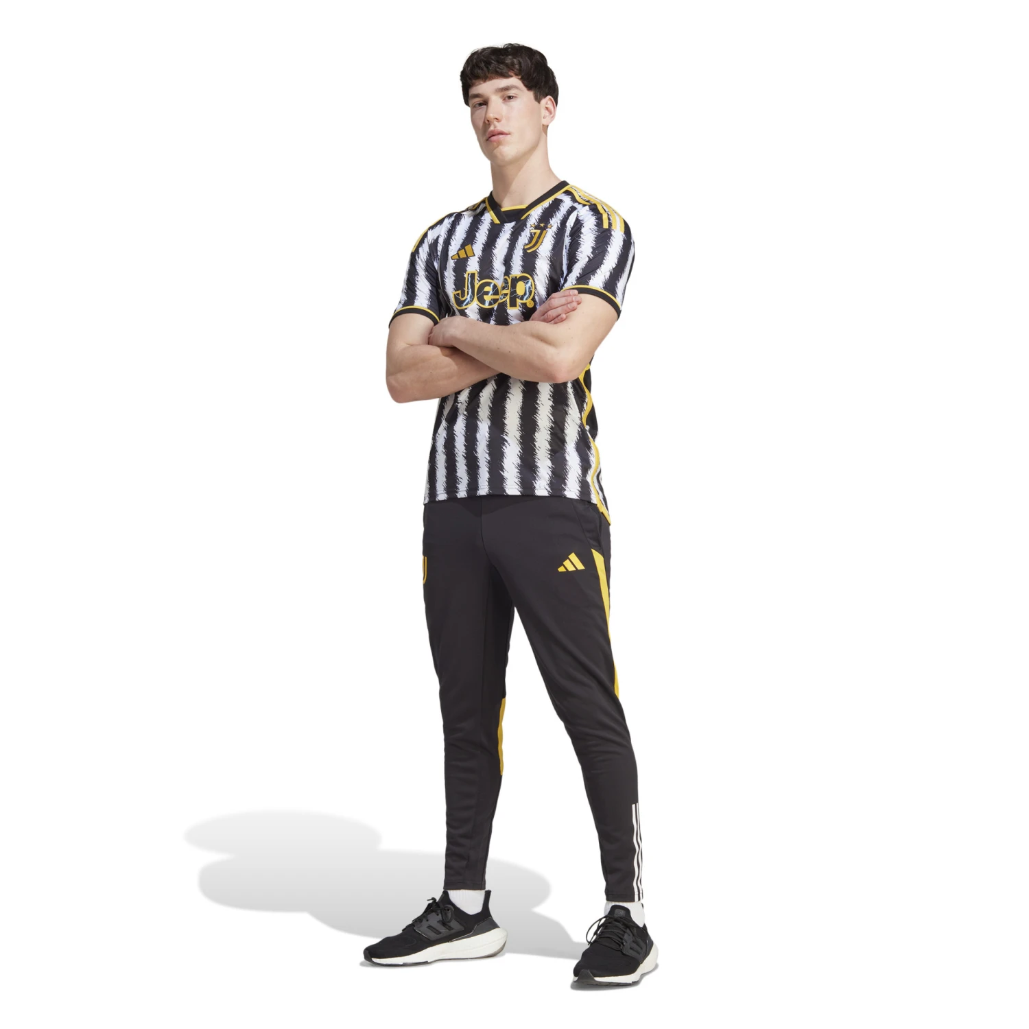 Adidas Juventus 23/24 Home Jersey (Black/White) - Image 5