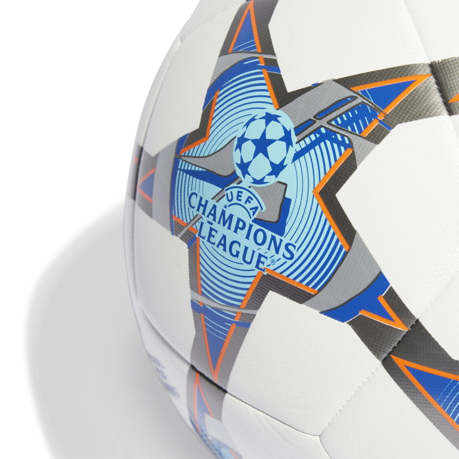 Adidas UCL 23/24 Training Ball (White/Blue/Silver) - Image 4