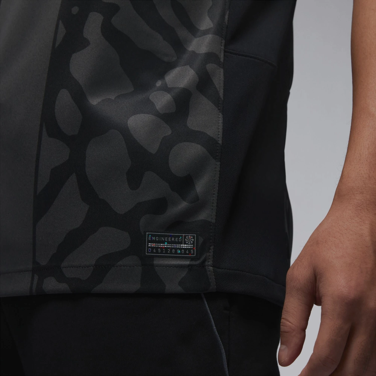 Nike PSG 23/24 Third Jersey (Black) - Image 6